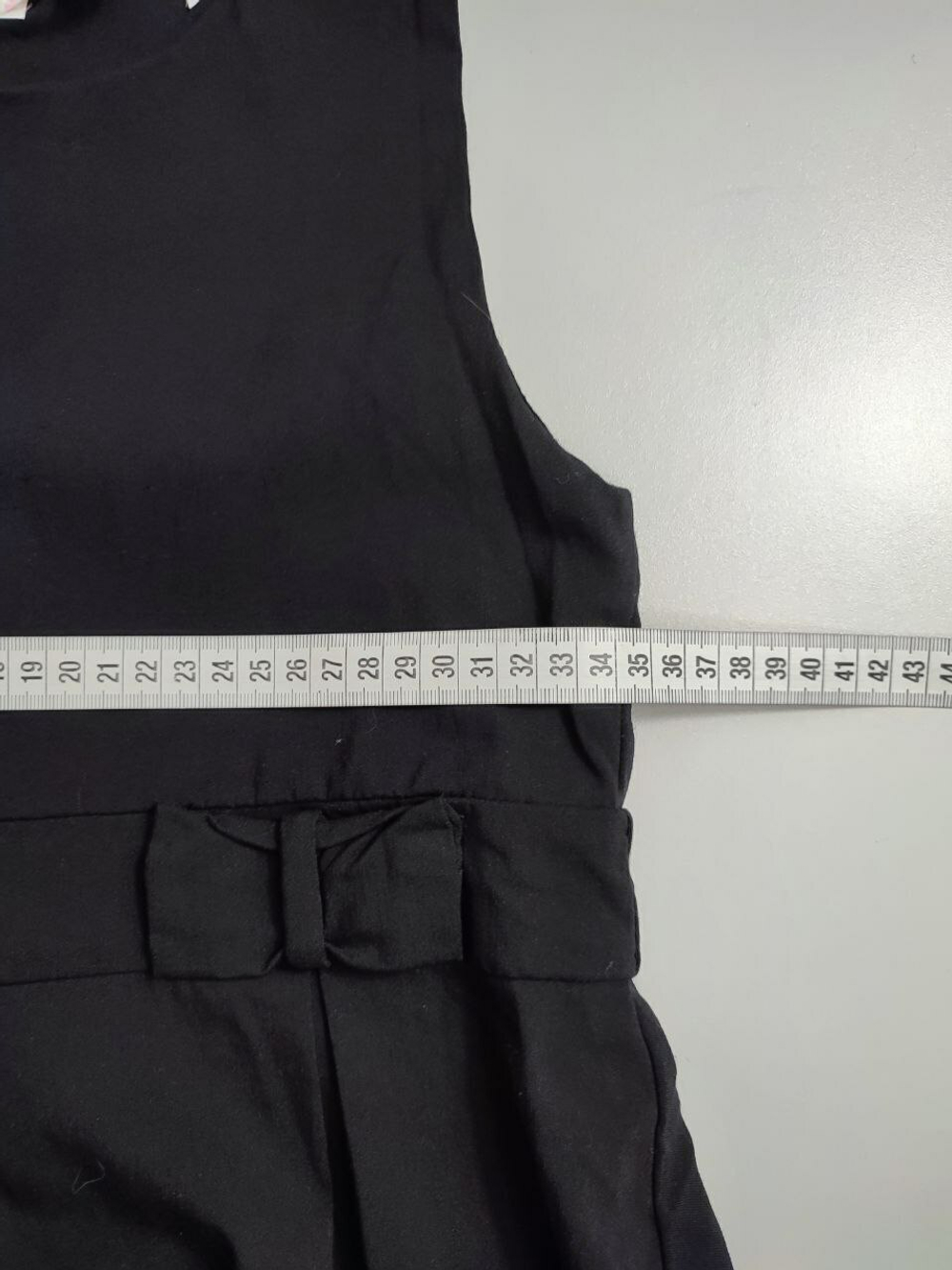 Платье Modis лаконичное на 10 лет