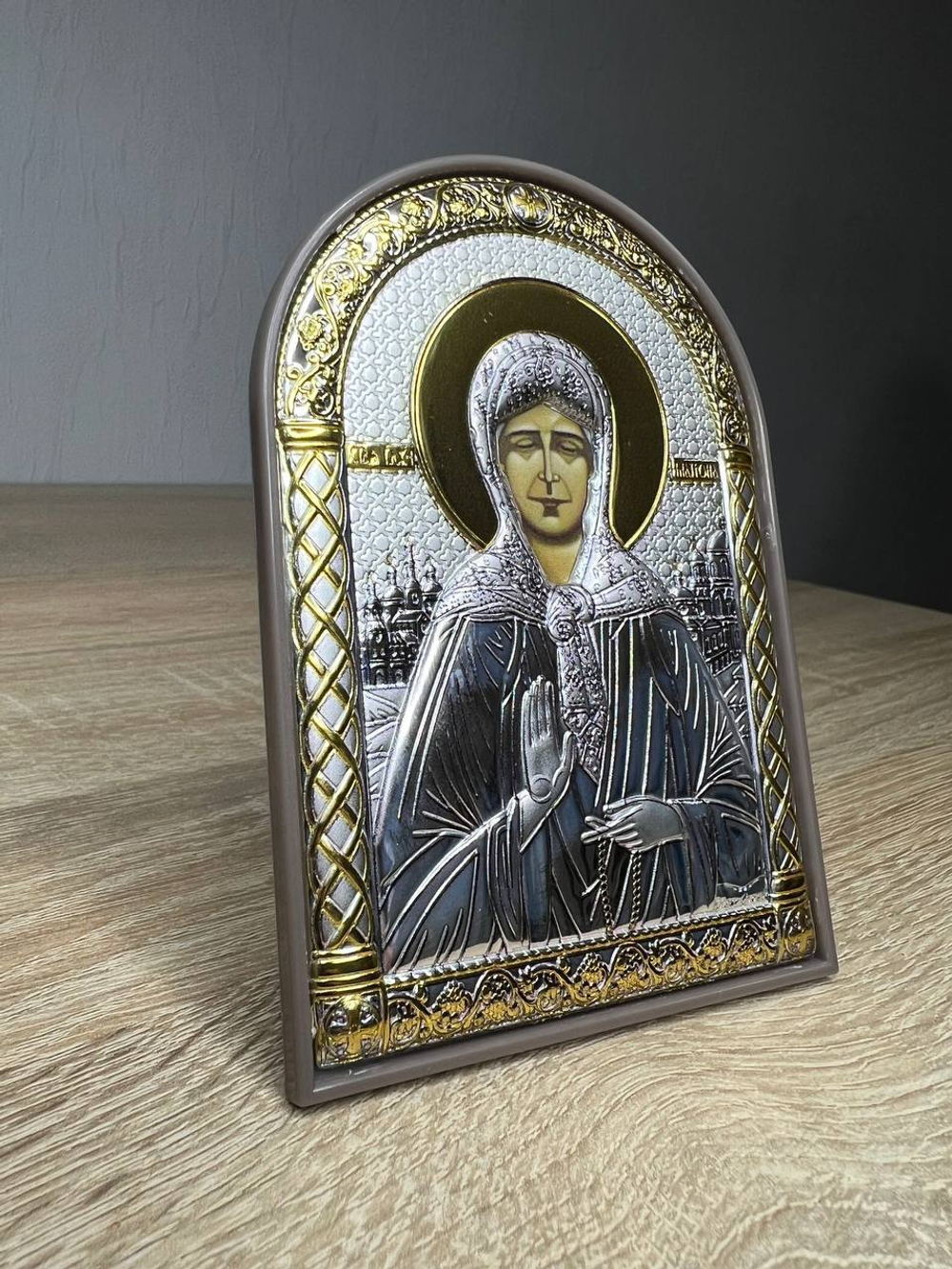 Матрона, икона серебряная, пластик коричневый 80х115