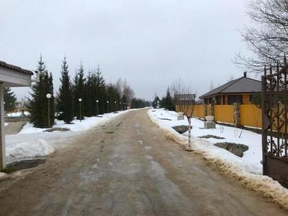 В «Романовском Парке»  проведена антигололедная обработка дорог