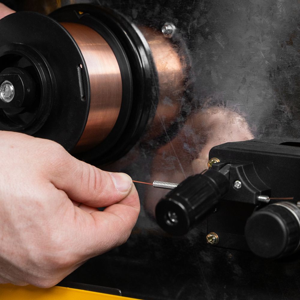 Омедненная проволока ER70S-6, диам. 0,8 мм, 1 кг, диам. катушки D100 Denzel