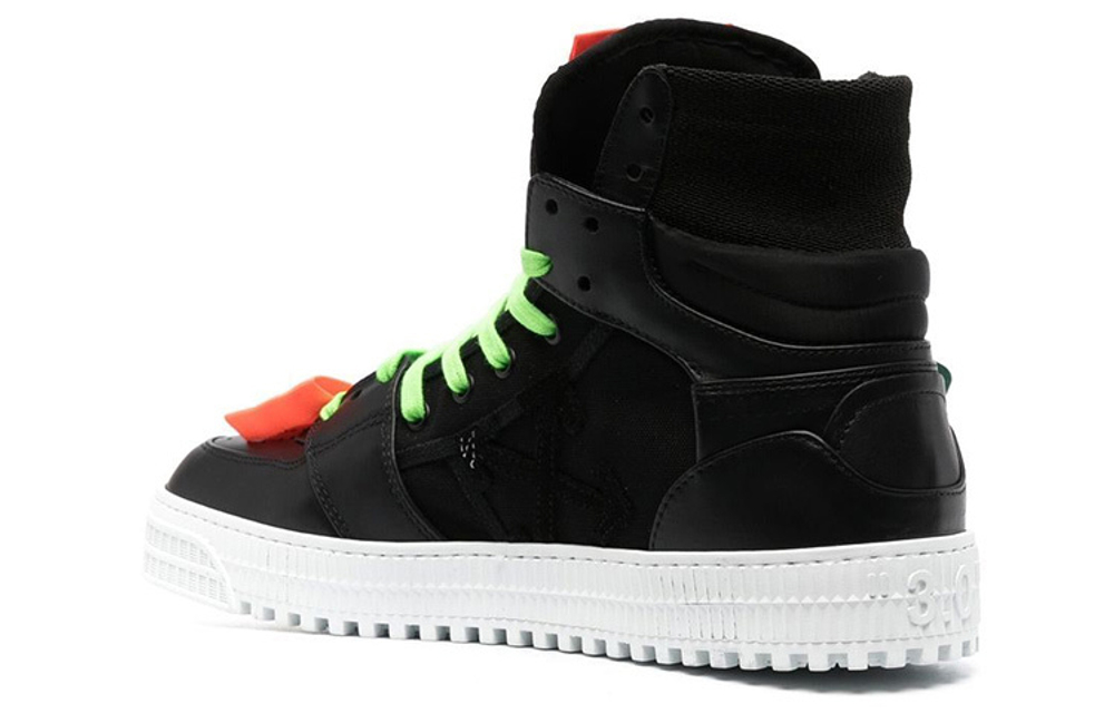 Off-White Off-Court