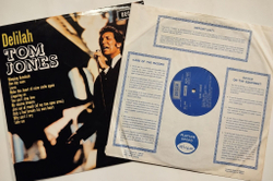 Винтажная виниловая пластинка LP Tom Jones Delilah (UK 1972)