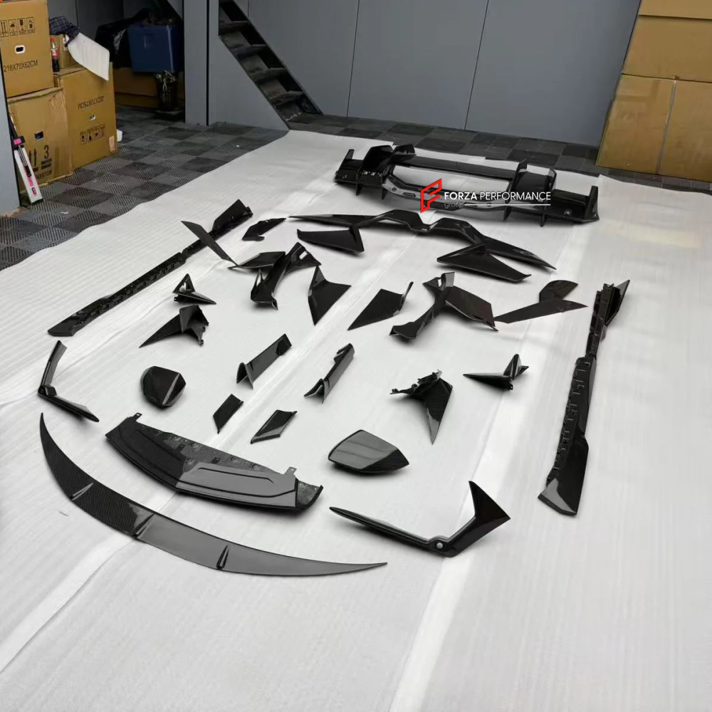 Карбоновый обвес для LAMBORGHINI REVUELTO 2023+ Ламборгини