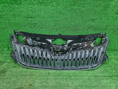 Решетка радиатора Skoda Rapid 1 (2012-2020)