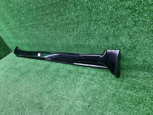 Накладка порога RH Toyota Land Cruiser 200 (07-15)