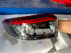 Задние фонари Honda e:NP1 (левый, правый, центральный) оригинал