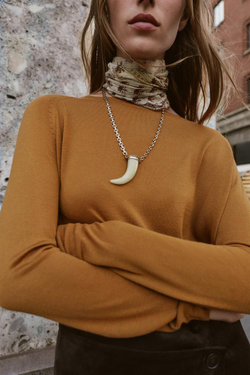 ZARA СВИТЕР ИЗ ТОНКОГО ТРИКОТАЖА, ГОРЧИЧНЫЙ