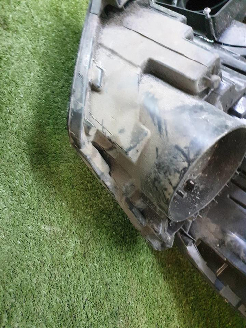 Битая Фара правая Skoda Kodiaq (2016-2022) LED