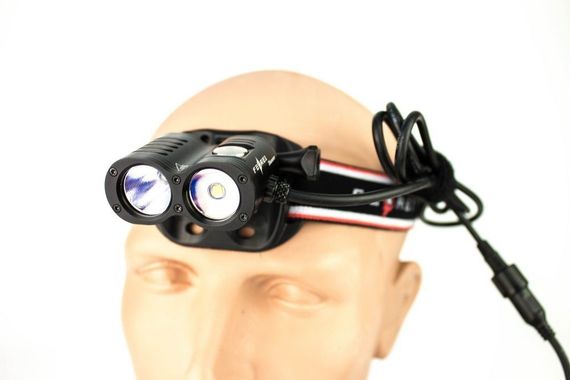 Фонарь Ferei Discoverer (HL51) XHP35 HI NW40 теплый свет