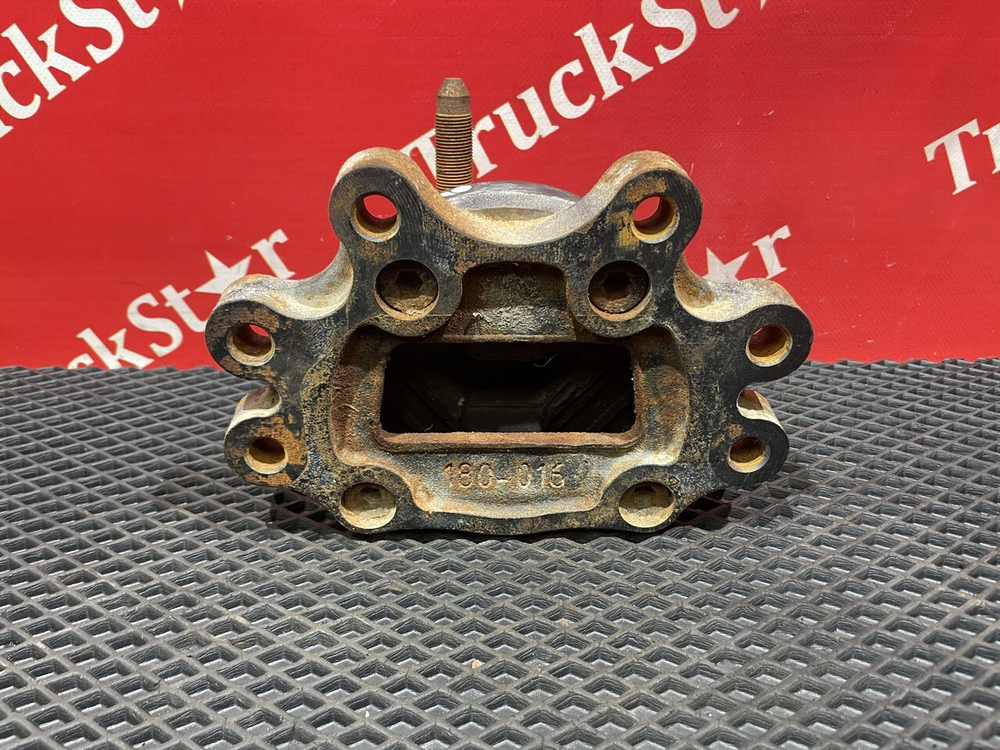 Подушка двигателя 2023г