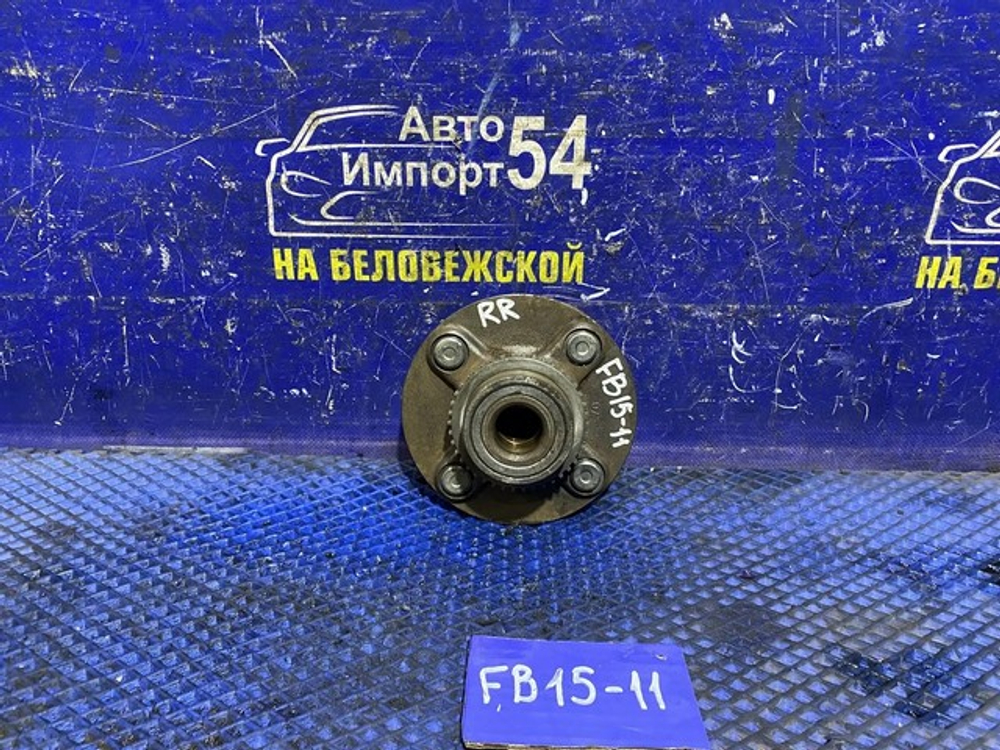 Ступица задняя правая NISSAN SUNNY 2000