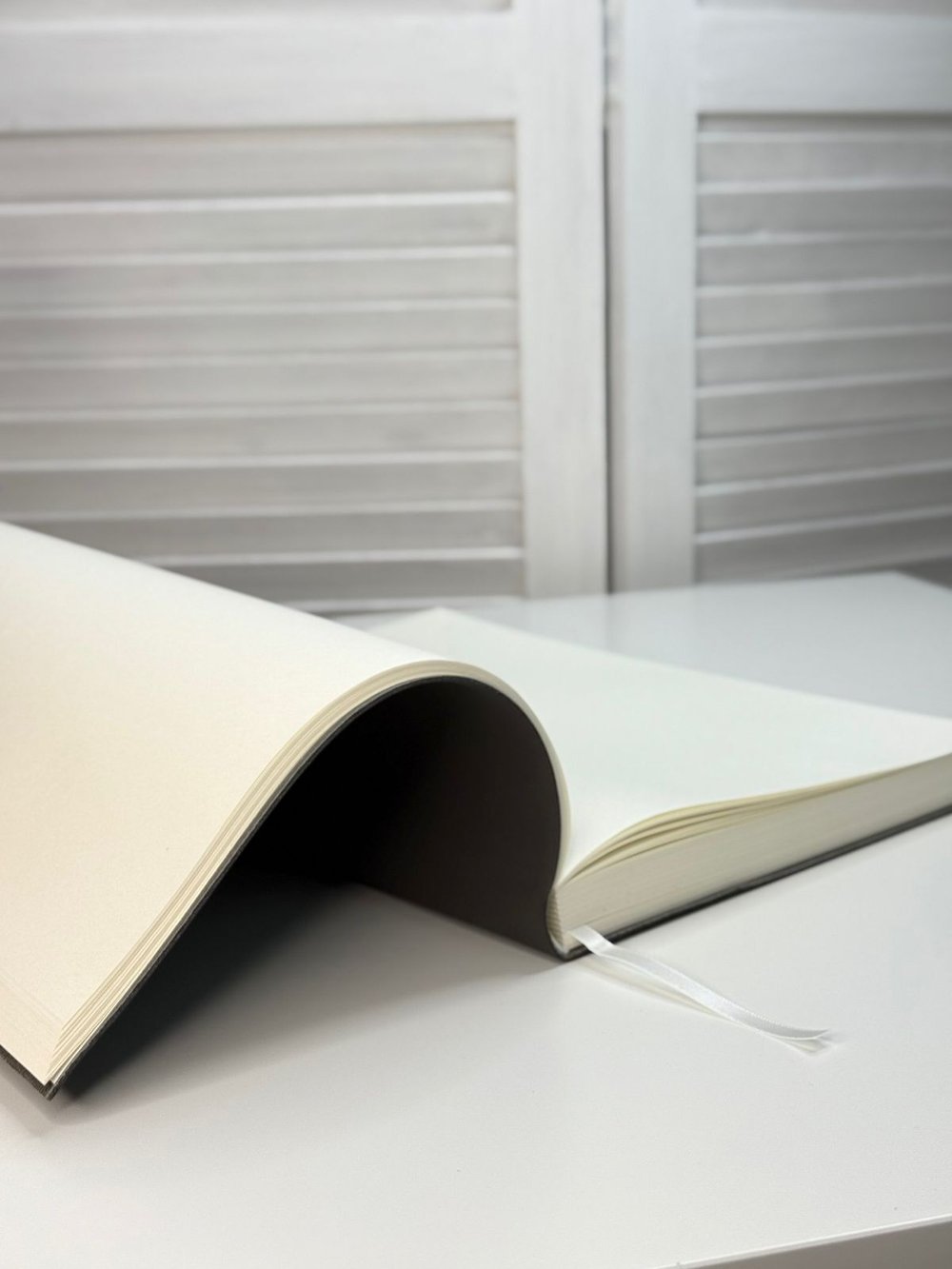 Блокнот А4 200л. (400страниц) без разлиновки Графитовый (К44-905A)