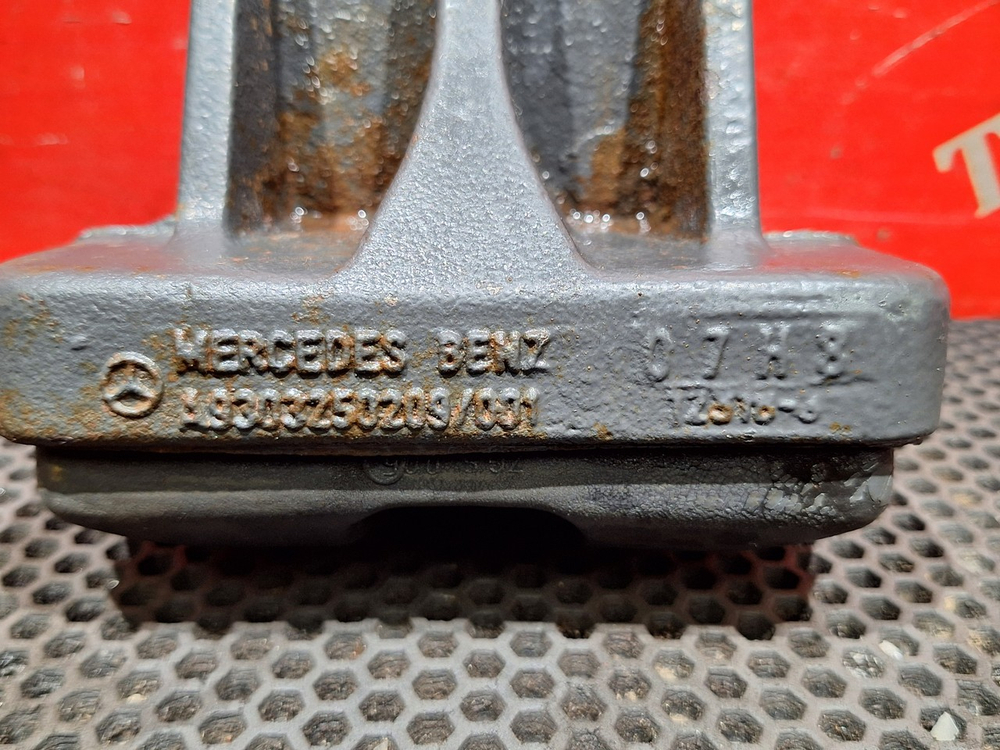 Отбойник рессоры задней 2018г.