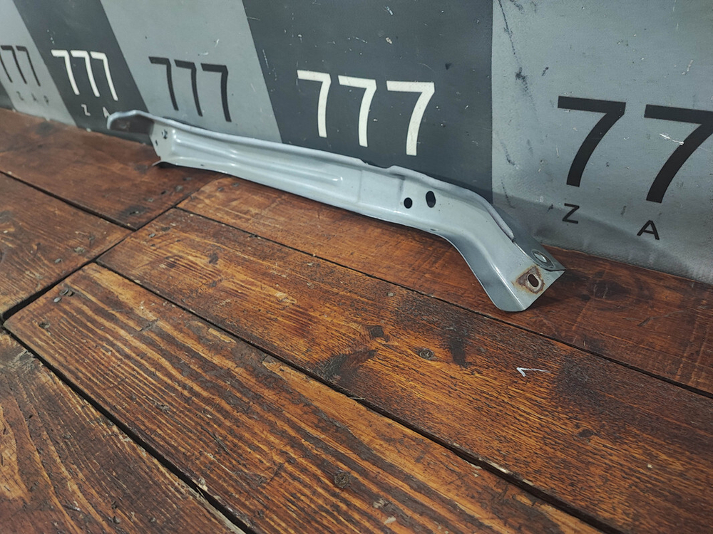 Кронштейн передней панели Chery Tiggo 7 Pro 20-нв Б/У Оригинал 501001399AA