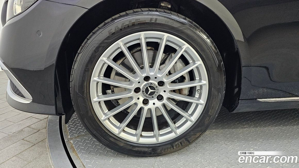 Mercedes-Benz E-Class W213 E250 Exclusive (03.2021)