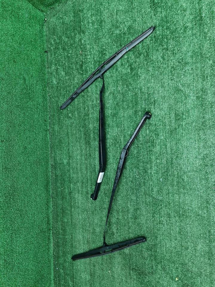 Поводок дворника Комплект Kia Carnival 4 (2020-н.в.)