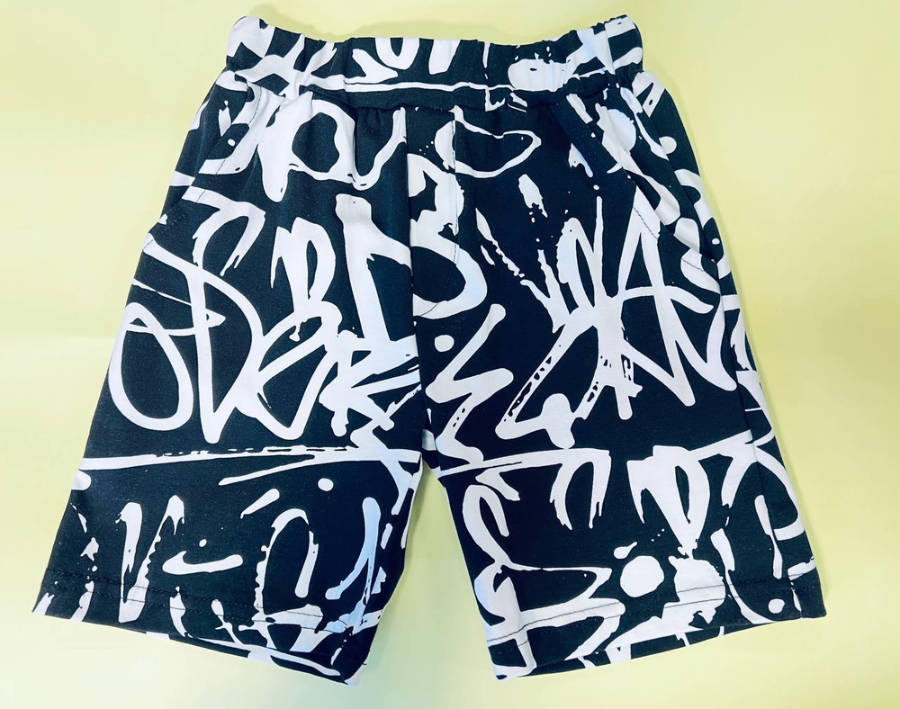 Костюм " Графити" для мальчика с шортами