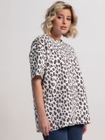 Футболка Ия (белая/лео) Б15237-4М LT Collection