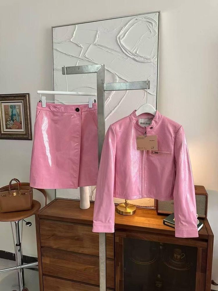 Кожаная куртка MIU MIU