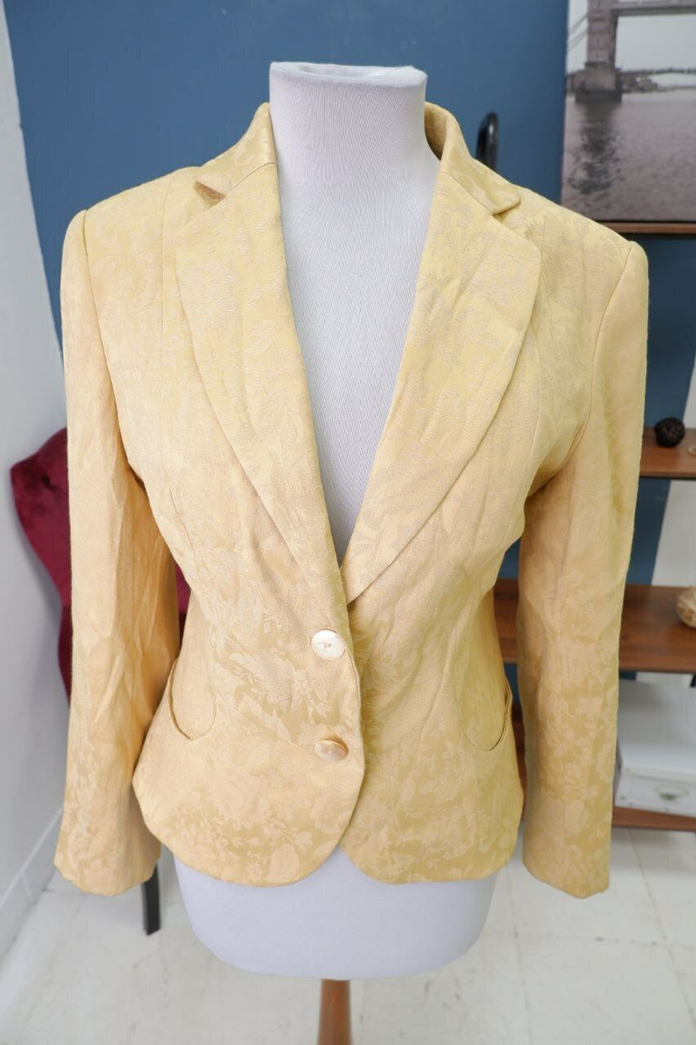 Жакет Oggi нарядный 50 размер