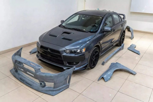Комплект обвеса ACCOLADE GT400 для Mitsubishi Lancer 10