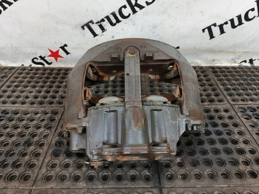 Суппорт задний 2017г.