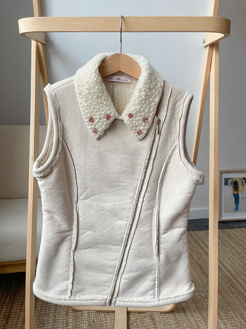 Жилет Miss Blumarine, 140