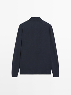 Massimo Dutti Трикотажный свитер поло из 100% шерсти с V-образным вырезом, темно-синий