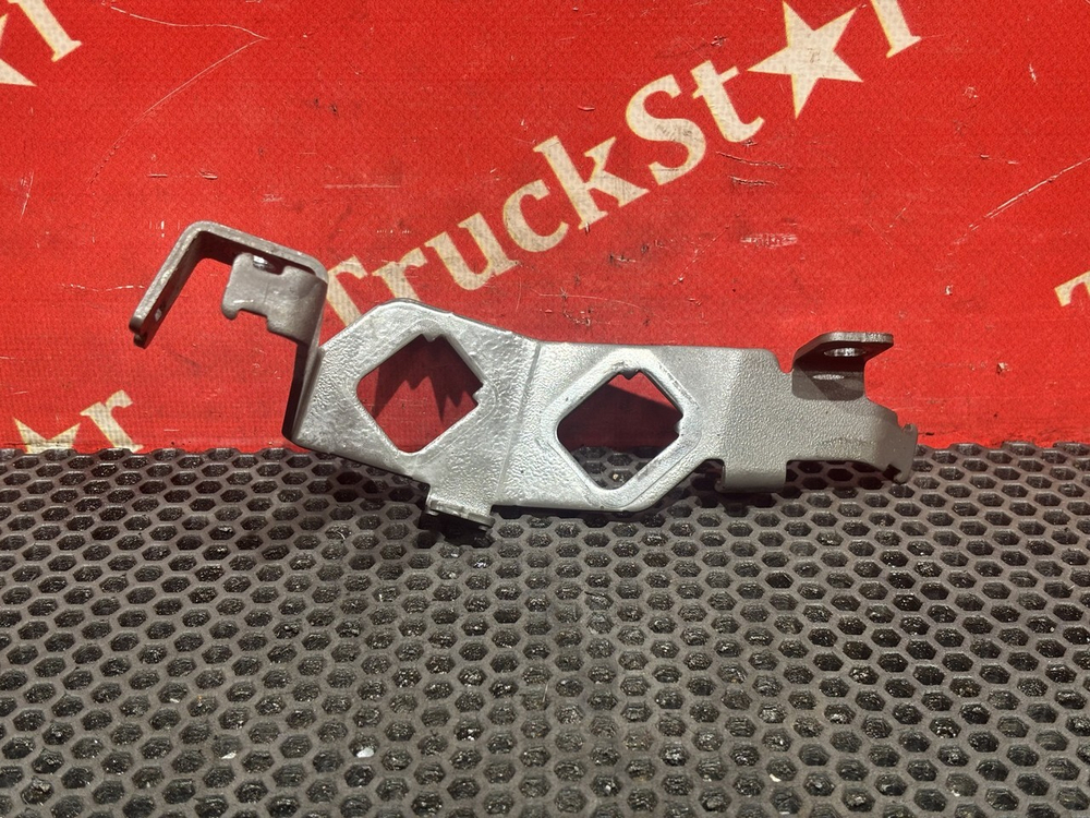 Кронштейн проводки