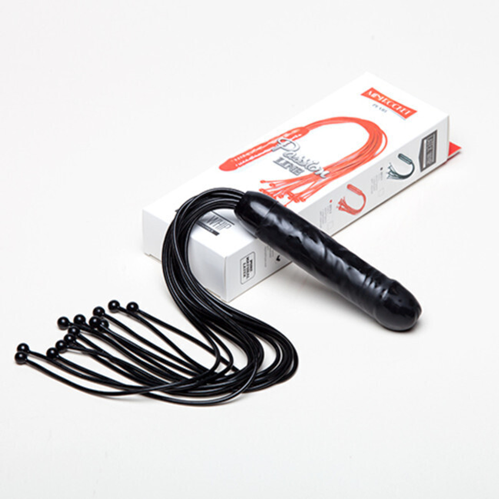 Чёрный фаллос-плетка Mini Rocket с шариками на конце хвостов (35 см) (Цвет: черный)