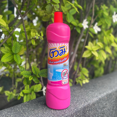 Средство для очистки поверхностей в ванной комнате с ароматом Сакуры Bathroom Cleaner violet Action Clean Tomi,