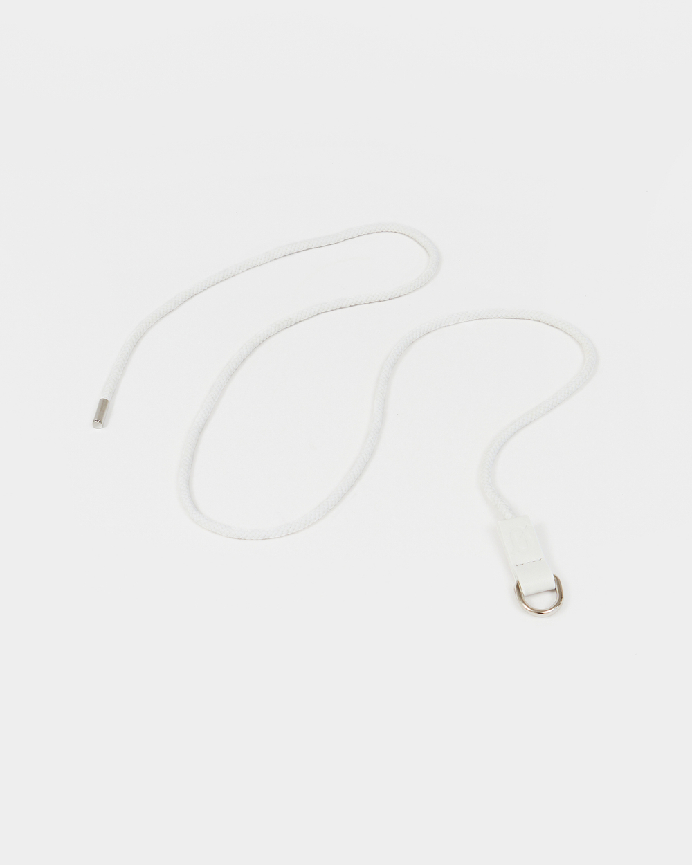 Шнурок одинарный белый