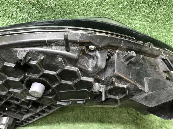 ДХО левый Zeekr 001 (2021-н.в.) LED