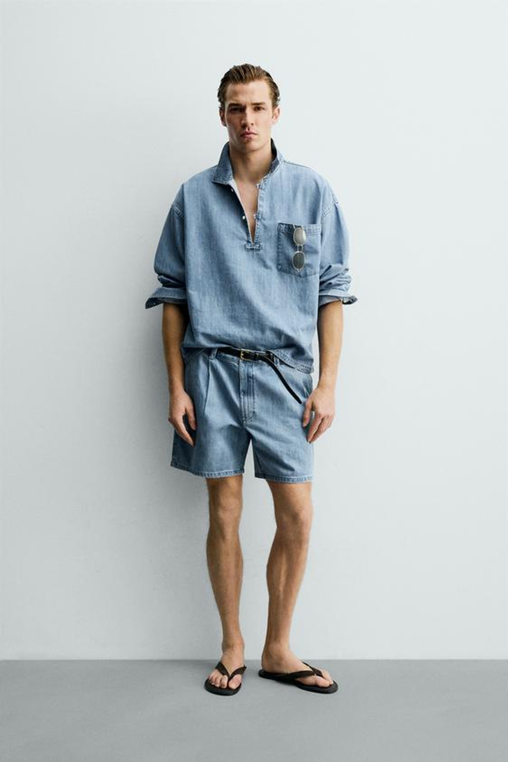 ZARA ШОРТЫ RELAXED FIT СО СКЛАДКАМИ, ГОЛУБОЙ