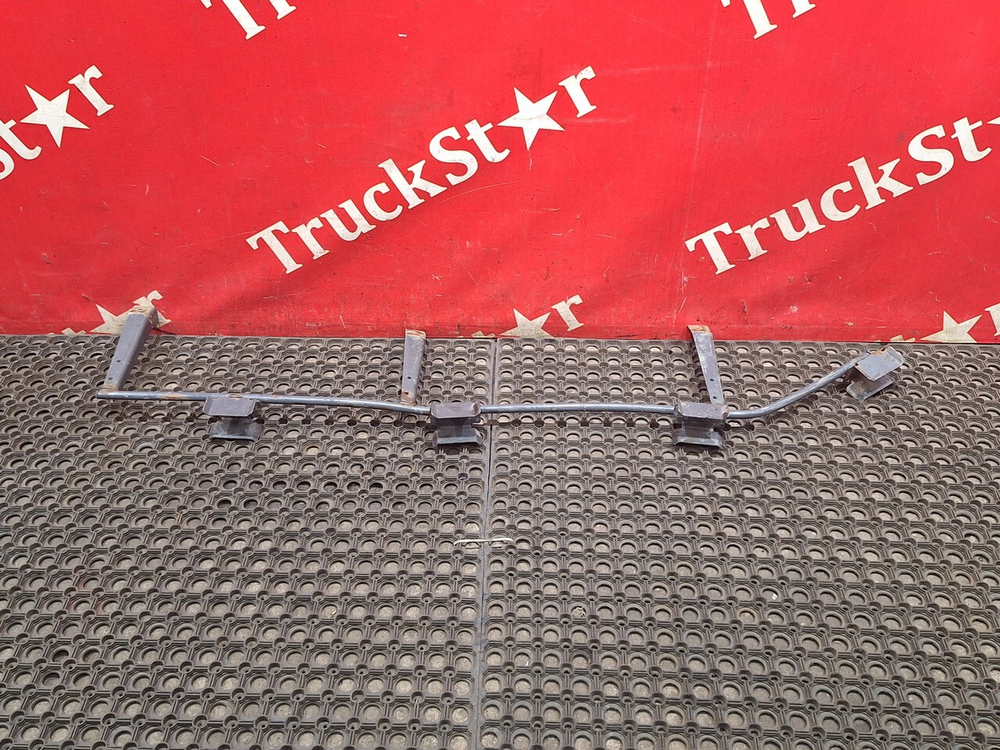 Кронштейн проводки левый