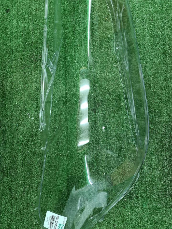 Стекло фары правое BMW X2 F39 (2017-2023)