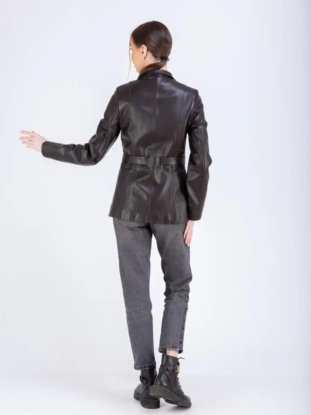 Куртка женская из натуральной кожи