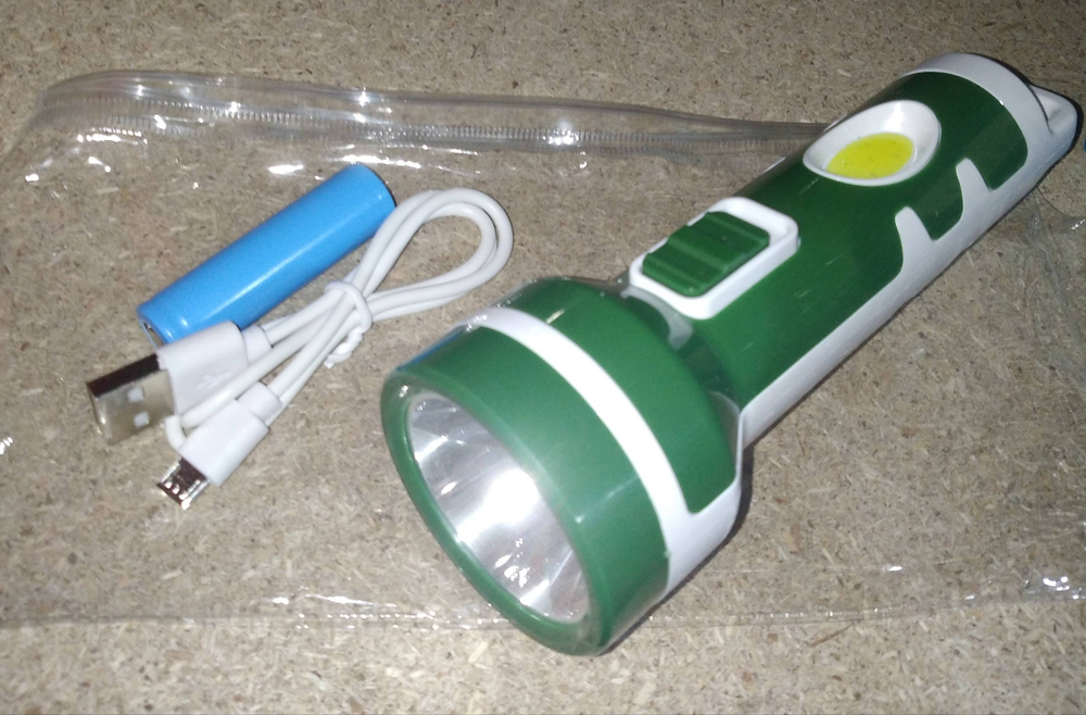 Фонарь ручной светодиодный с аккумулятором и проводом micro USB