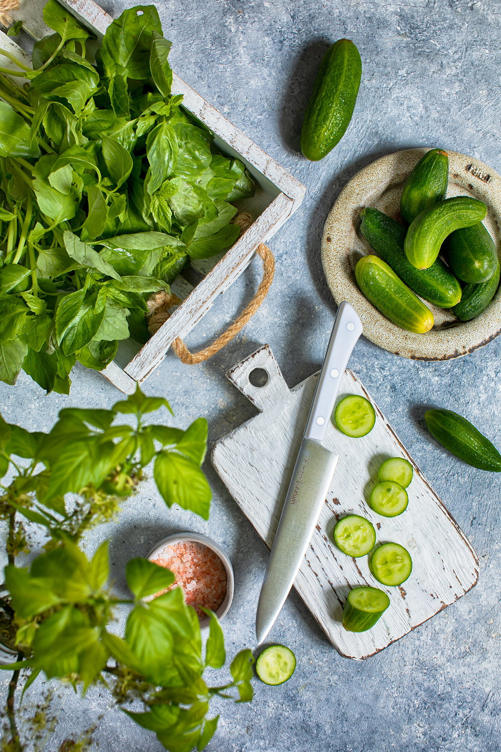 Нож кухонный универсальный 15см Samura Harakiri белая рукоять