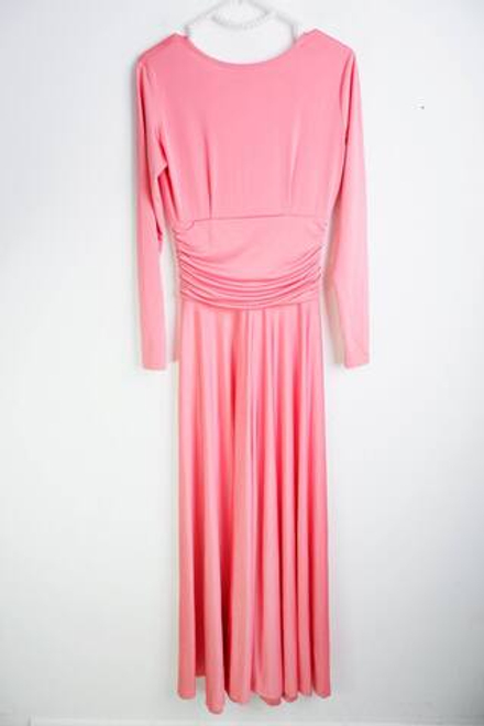 Платье длинное с акцентом на талии, визуально на 42/44 размер