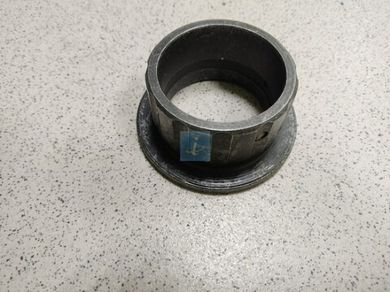Втулка шестерни (бурт) 236-1701138