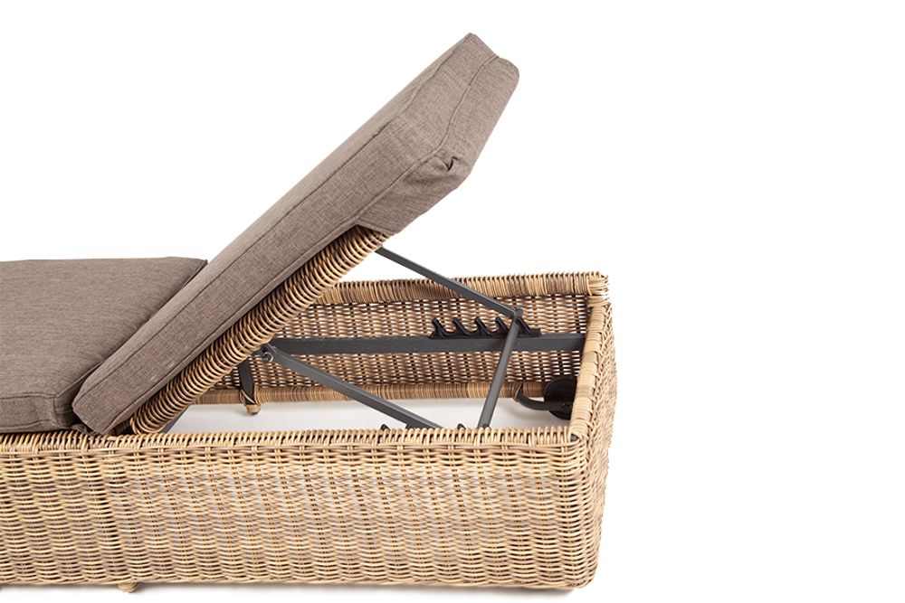 "Рим" шезлонг с подушкой, цвет соломенный