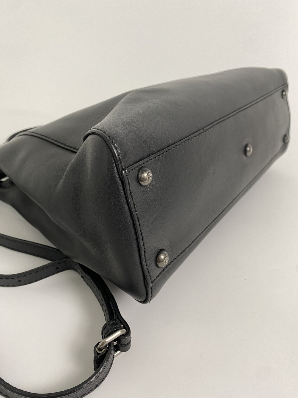 Сумка Fendi Peekaboo Bag Soft Leather