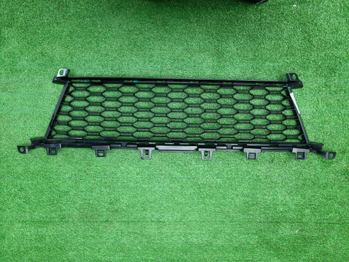 Решетка перед. бампера BMW 3er G20 (18-22) M-paket