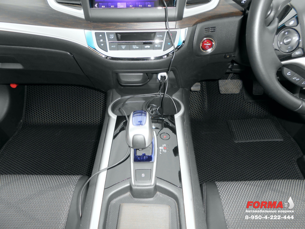 Honda Jade FR4, 5 (02.2015 - 07.2020) 7-местная версия