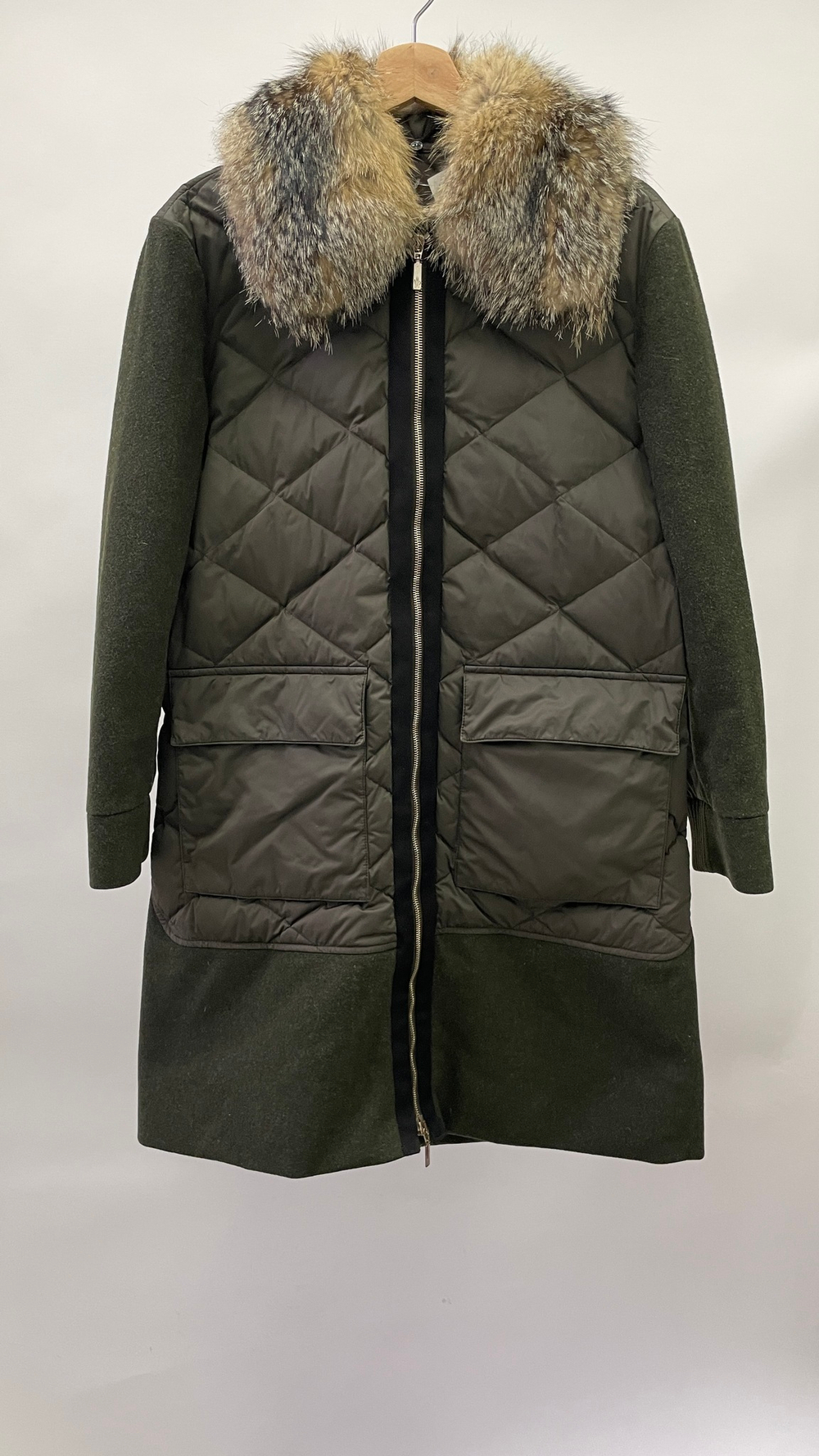 Пальто Moncler