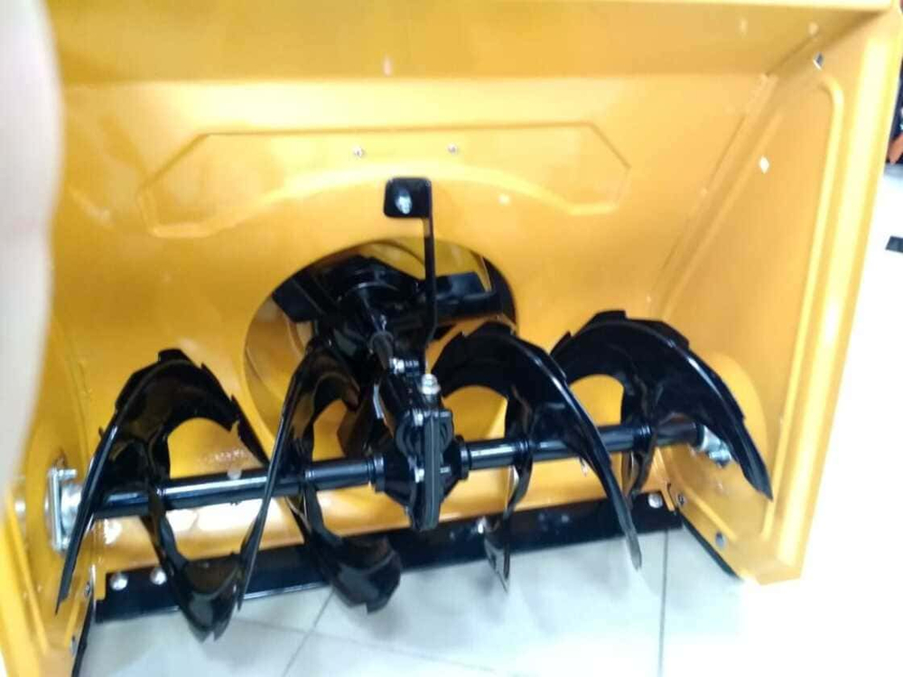 Снегоуборщик ALASKA KCM 24 D