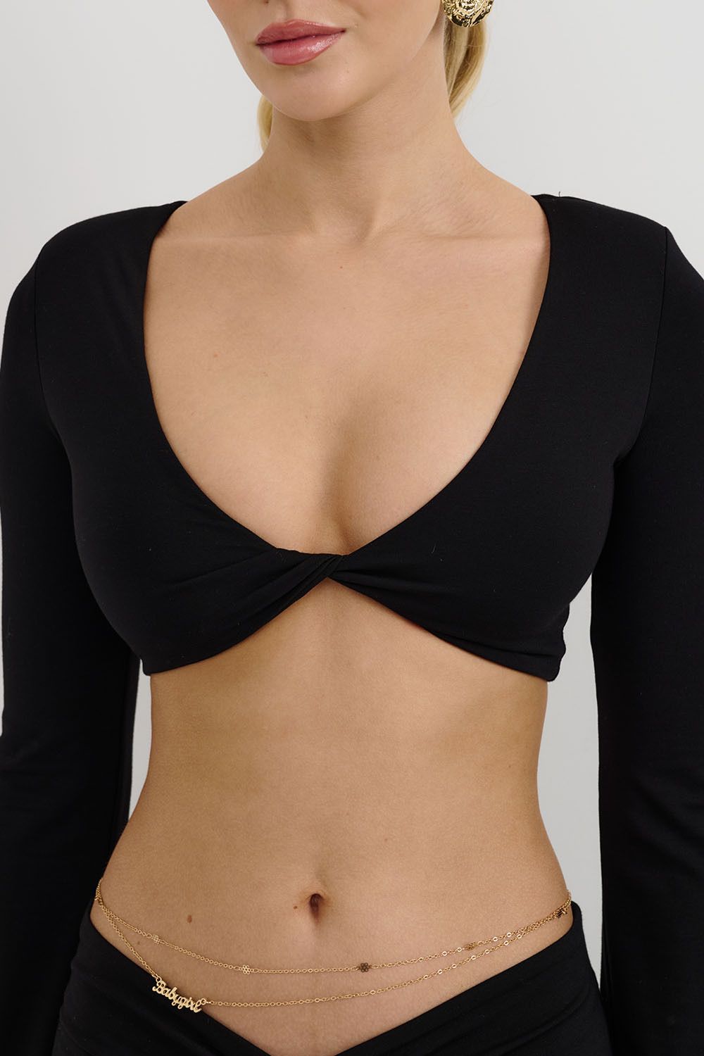 Лонгслив с рукавами клеш из вискозы черного цвета