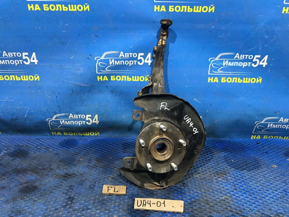 Ступица передняя левая Honda INSPIRE 1999