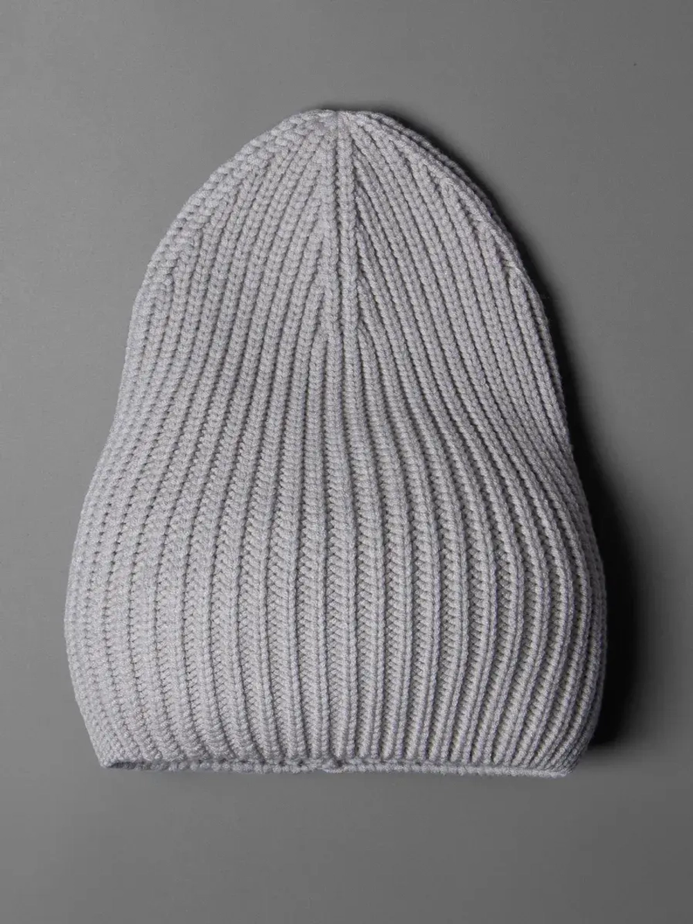 Шапка вязаная женская на осень